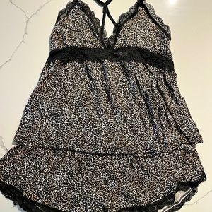 Victoria’s Secret Heavenly Leopard Pajama Set